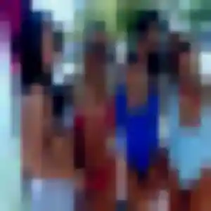 Yolande, 22 ans, connectée à Antibes pour une rencontre coquine