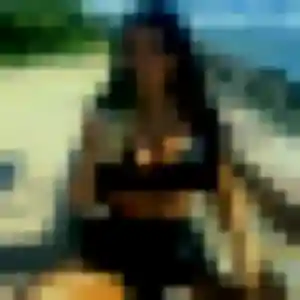 Whitney, 22 ans, disponible à Cuers pour une rencontre coquine