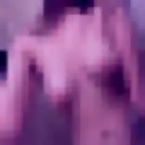Blanche (19 ans) à Le Lavandou cherche un plan cul rapidement