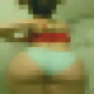 Lucienne, fille de 35 ans cherche plan cul à Sainte-Tulle